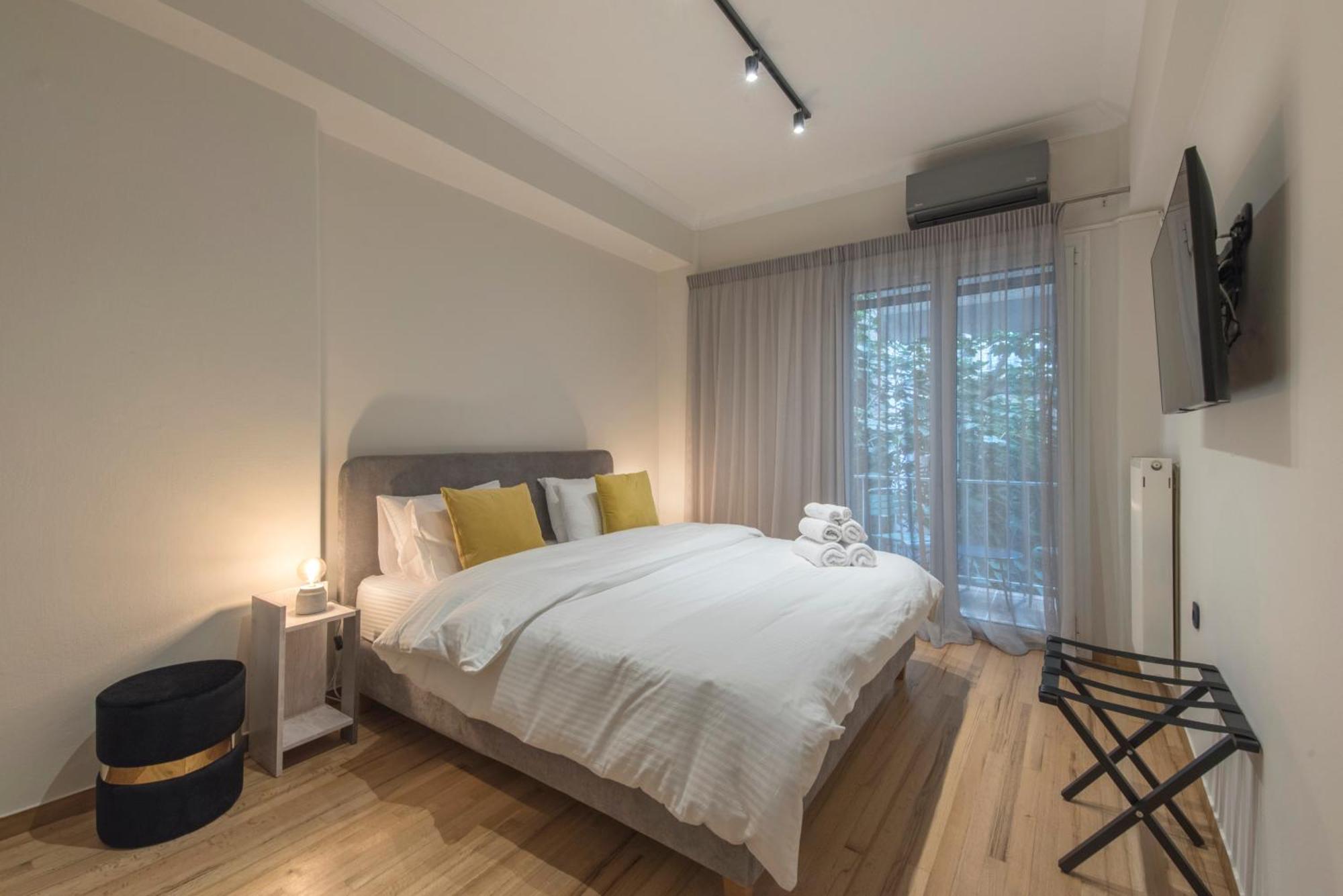 Modern Ilisian Apartment Athens Ngoại thất bức ảnh