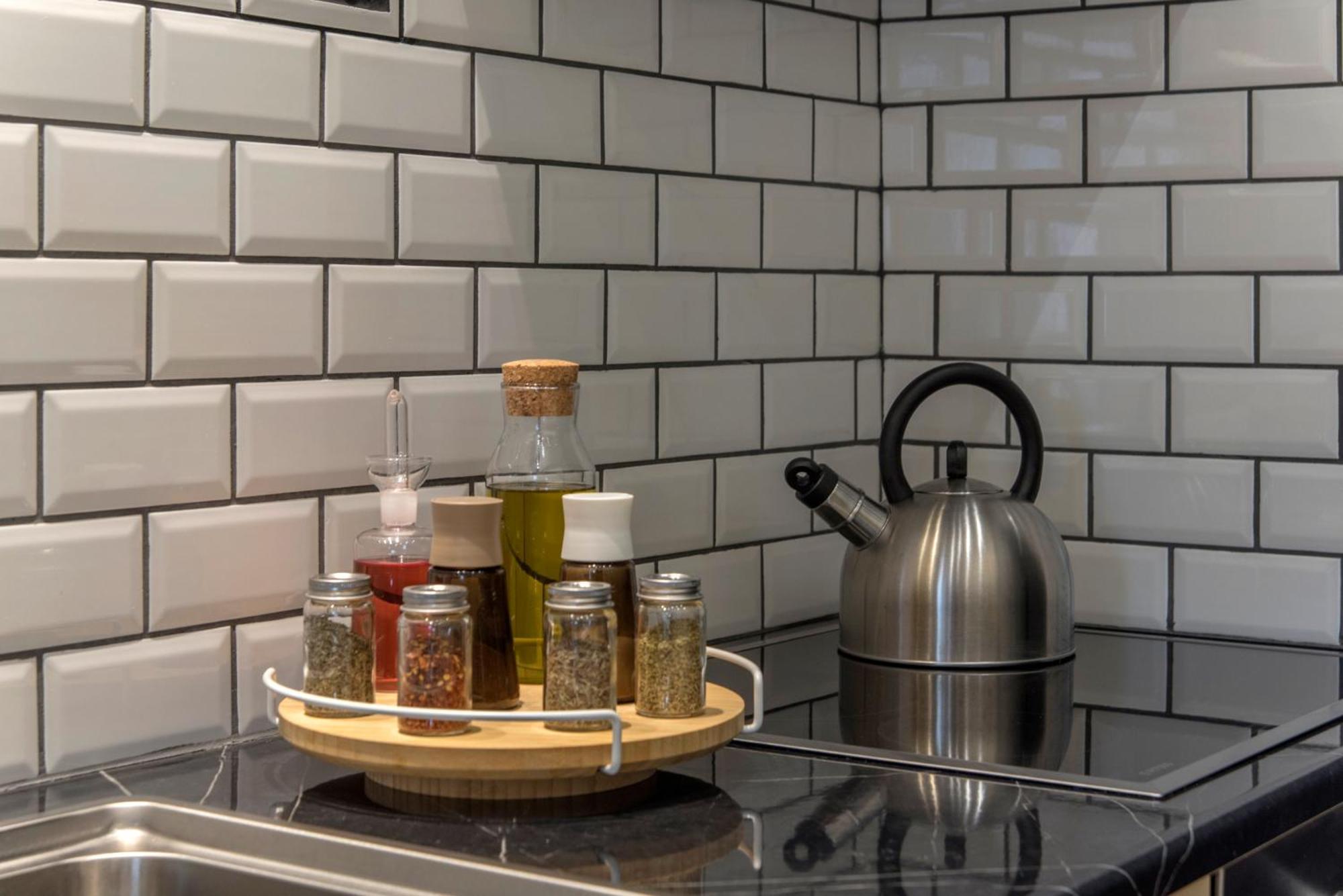 Modern Ilisian Apartment Athens Ngoại thất bức ảnh
